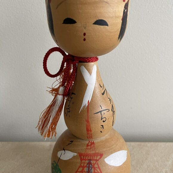 Hand Painted Wooden Japanese Kokeshi Doll 7” Tall Eiffel Tower Scene - Picture 5 of 10